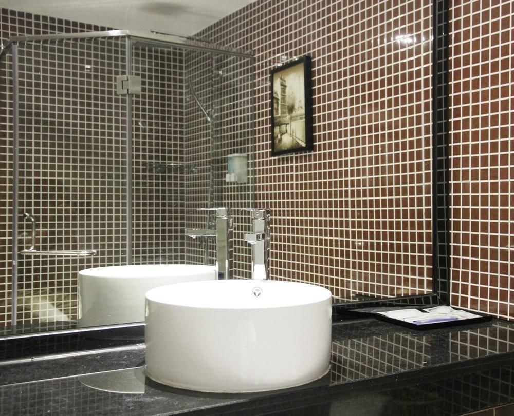 Shenggao Hotel Шънджън Екстериор снимка