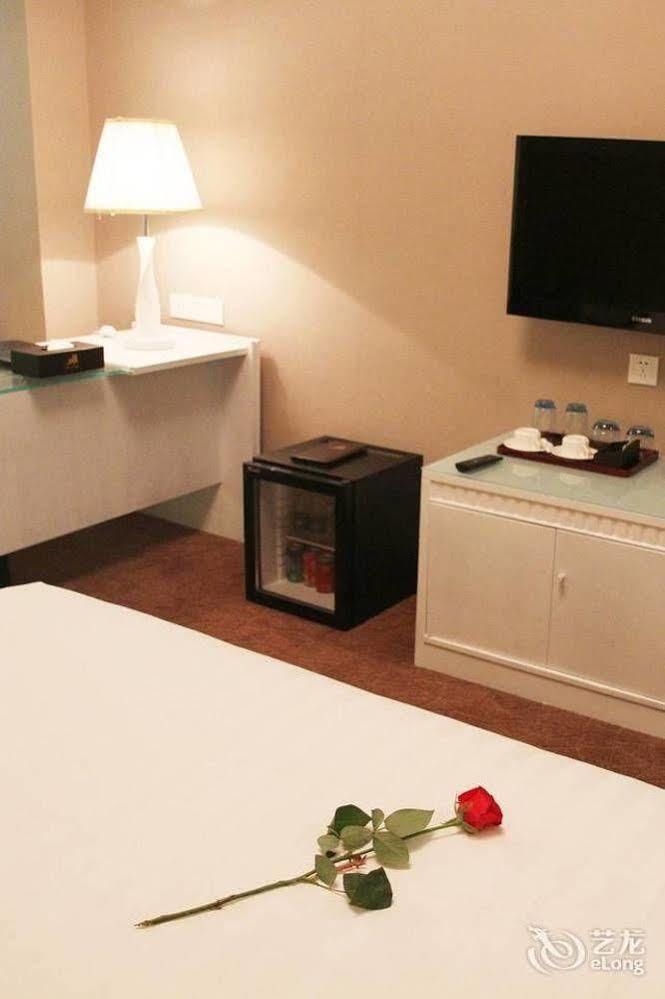 Shenggao Hotel Шънджън Екстериор снимка